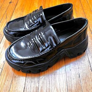 Glossy Black Rombaut Loafers